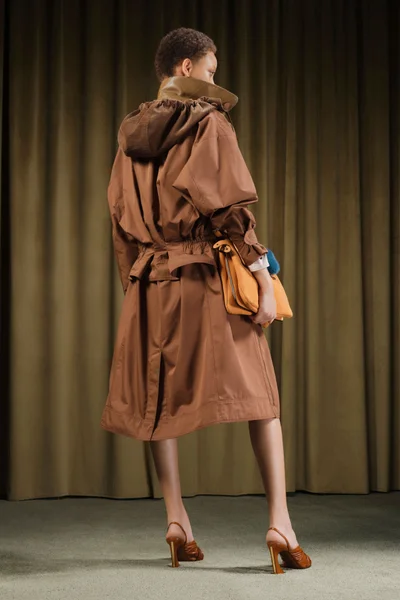 Look 2